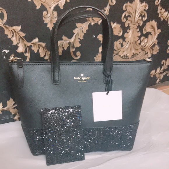 kate spade Handbags - Kate spade